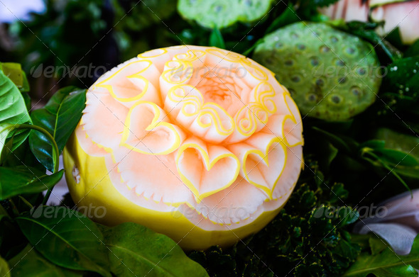 Yellow melon carving